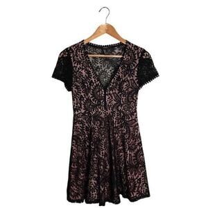 Forever 21 Dress Black Size Small Mini Lace Pink V Neck Feminine Flirty NWOT